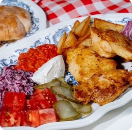 Пилечи батак на тарелке