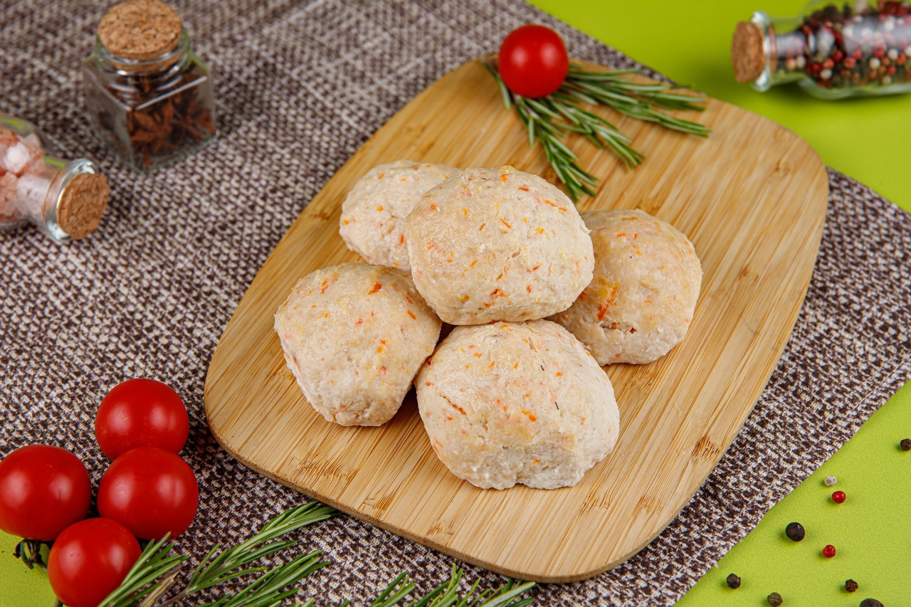 Тефтели куриные на пару 2 шт. (180 гр.)