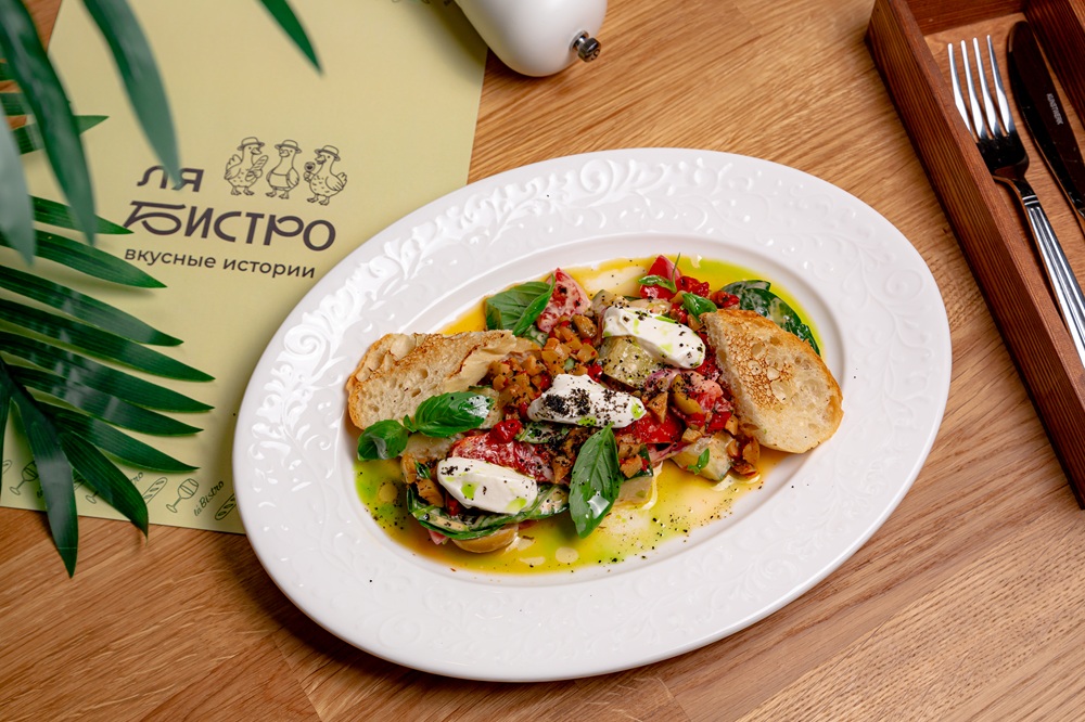 Греческий с сырным кремом