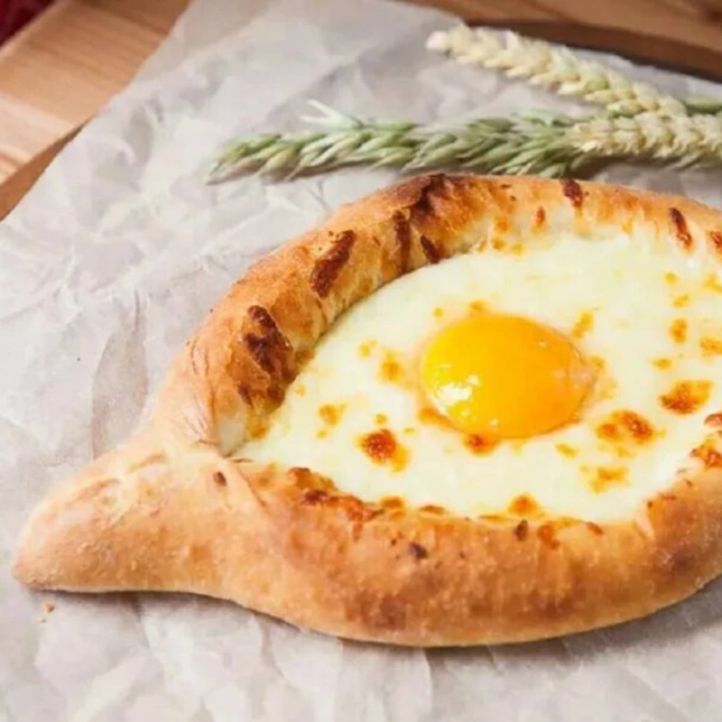 Хачапури по-аджарски