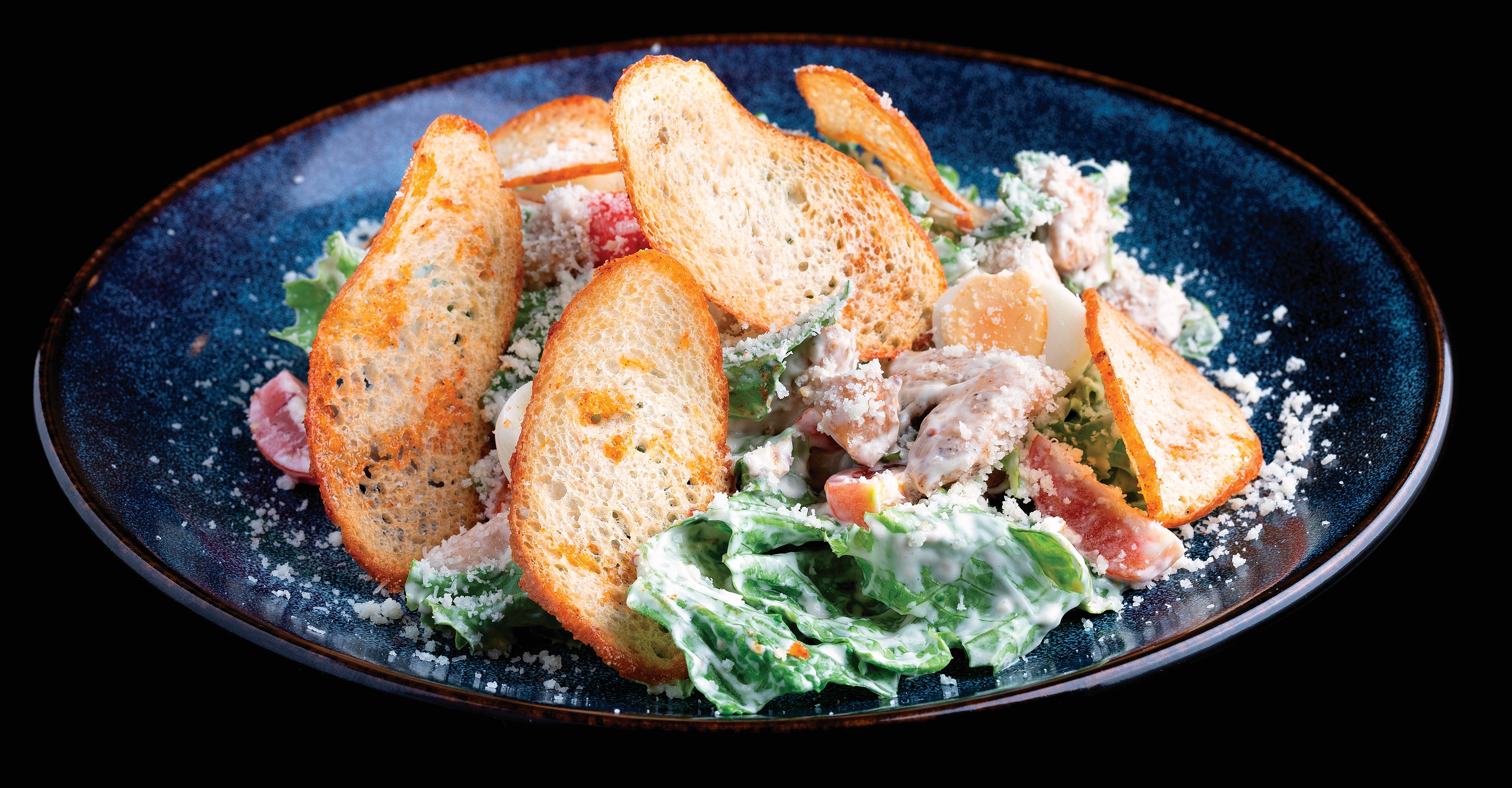 Салат Цезарь с курицей