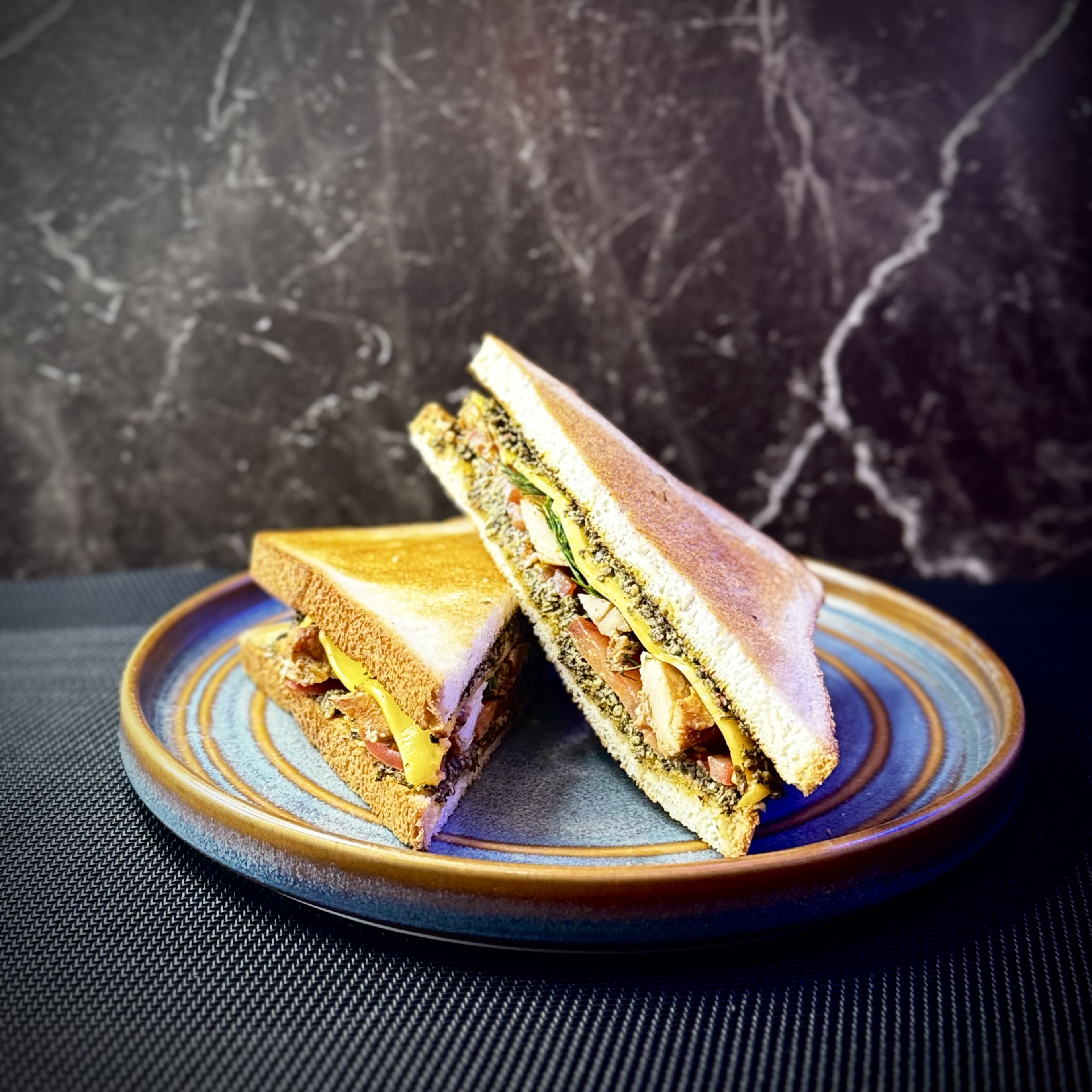 Танджиро-сэндвич