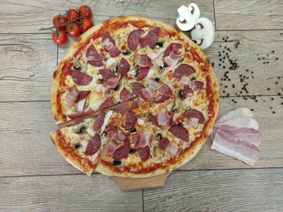 Мясная с грибами 25см