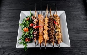 Шашлычки Якитори-Куриное бедро 100 гр.