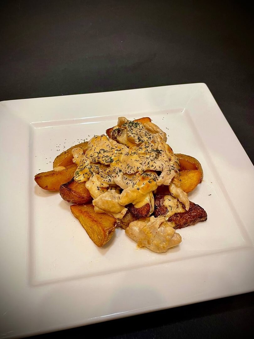 Курица в сливочно-остром соусе