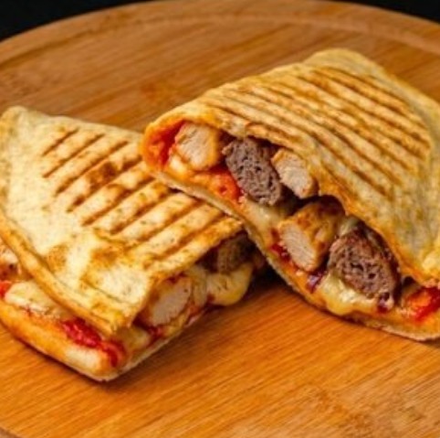 Закрытая пицца Ассорти