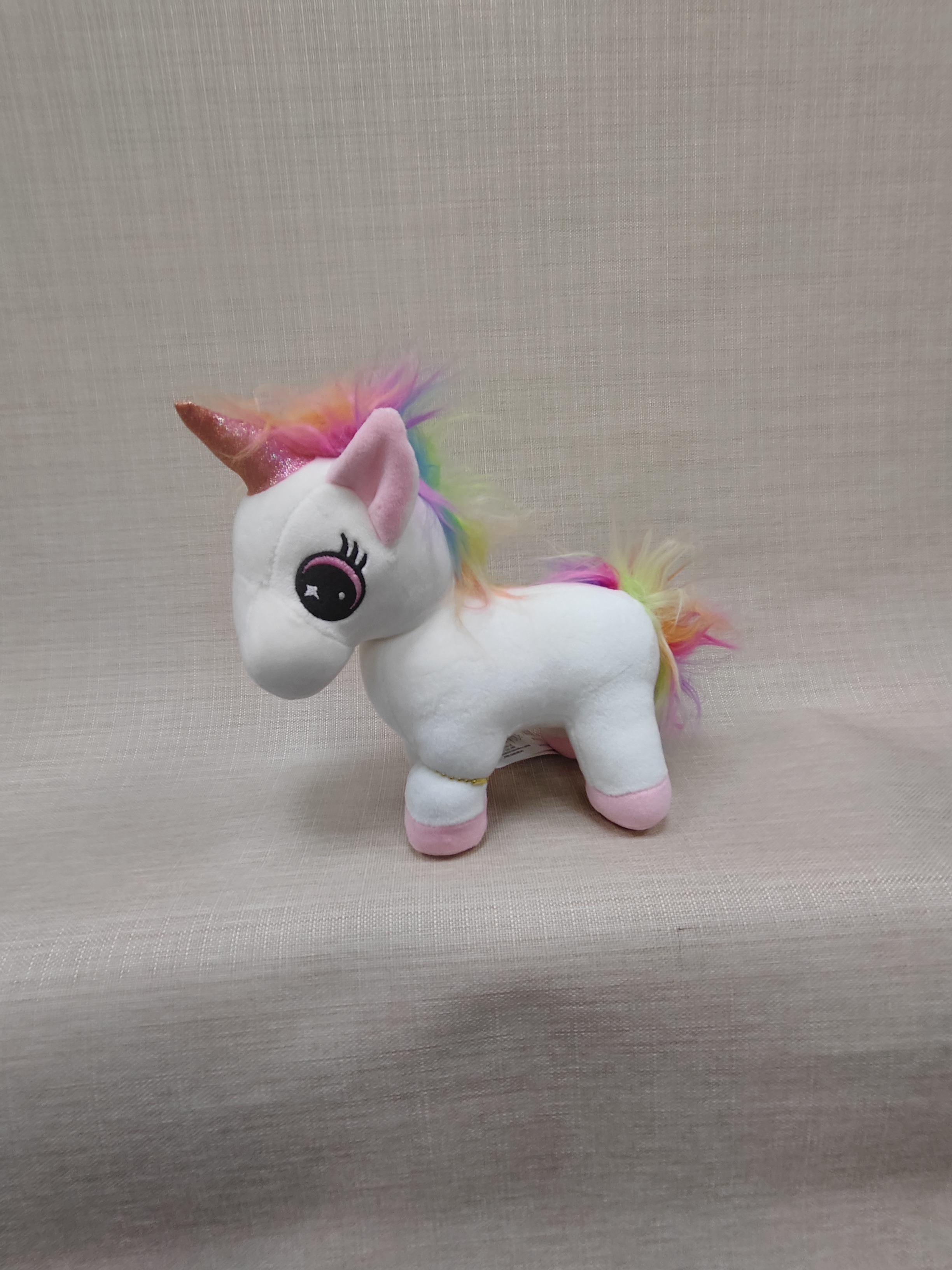 Единорог белый 