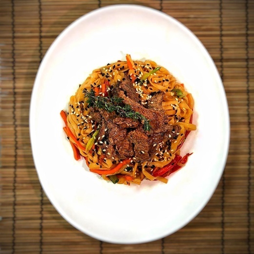 Удон с говядиной