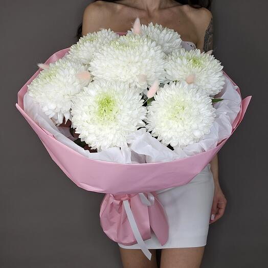 Букет из 7 одноголовых хризантем "Пушистый шарм"