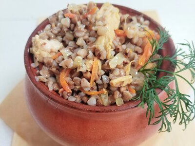 Гречка с курицей из печи по-русски