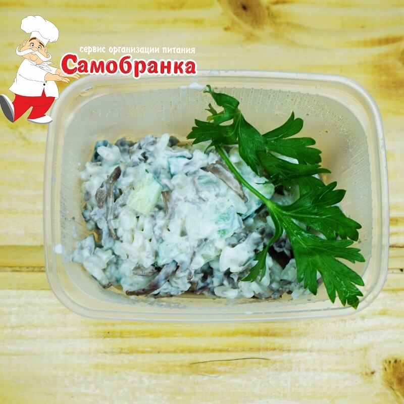 Салат из куриной печени с рисом 100 гр.