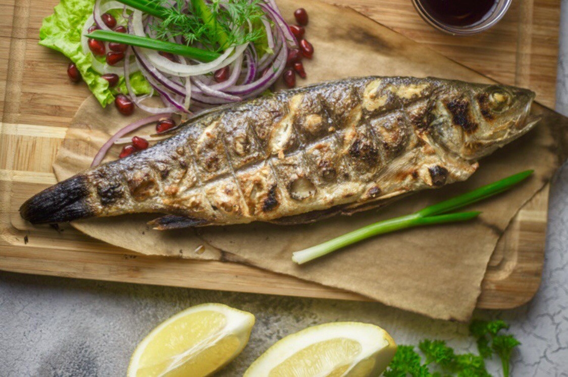 Форель радужная на углях