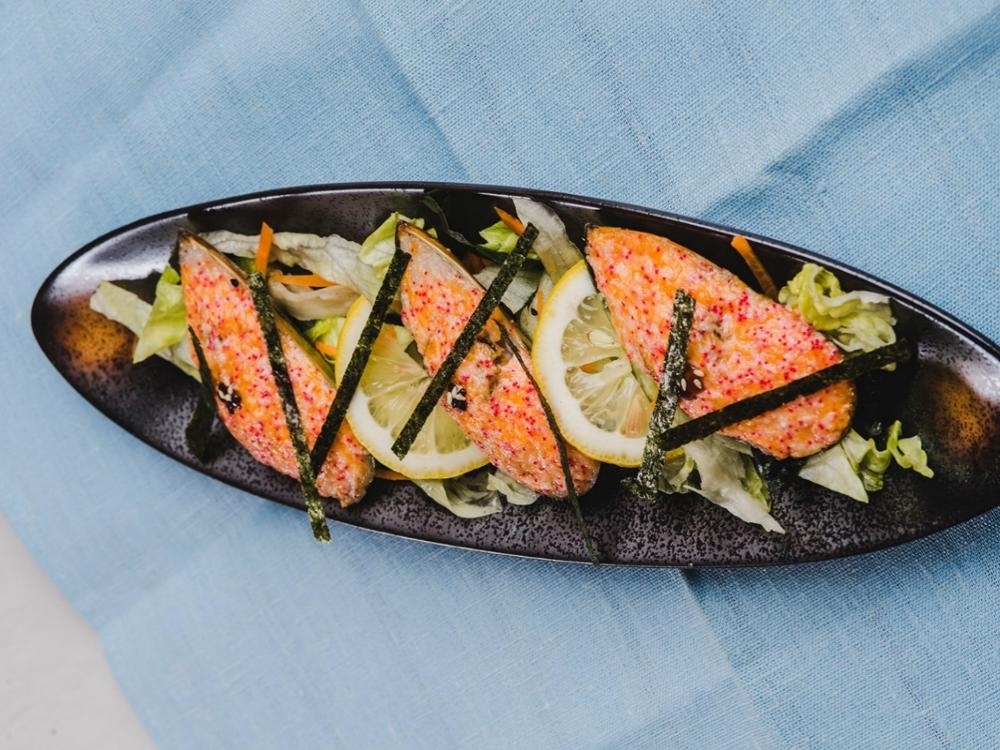 Запеченные мидии под сырным соусом