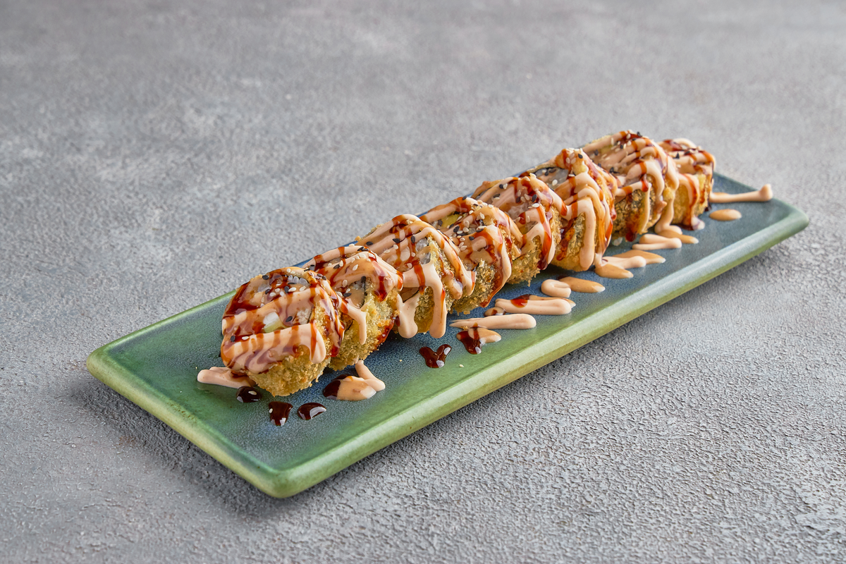 Темпура с окунем и соусом манго-майо