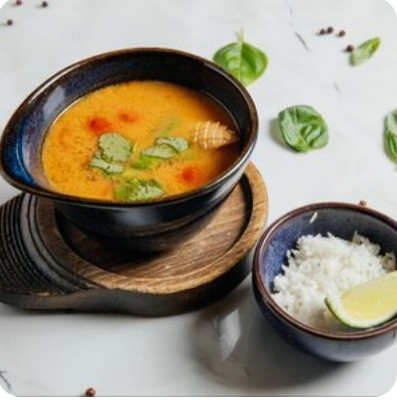 Том ям с морепродуктами