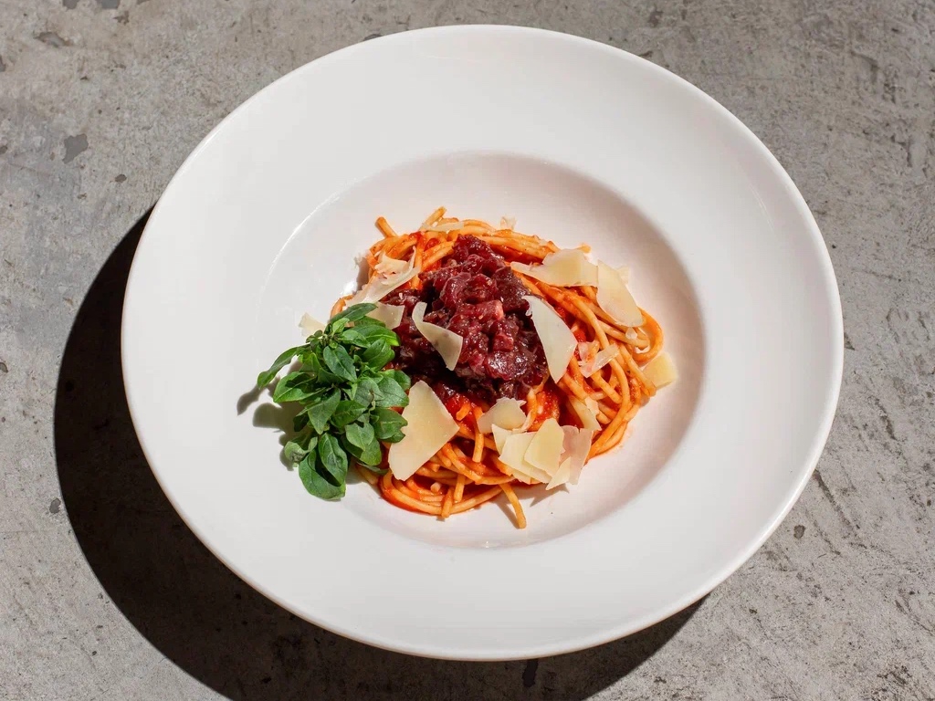 Паста с тартаром из говядины