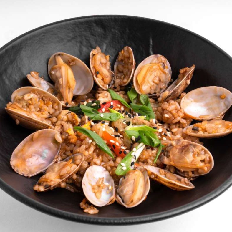 Жаренный рис с курицей