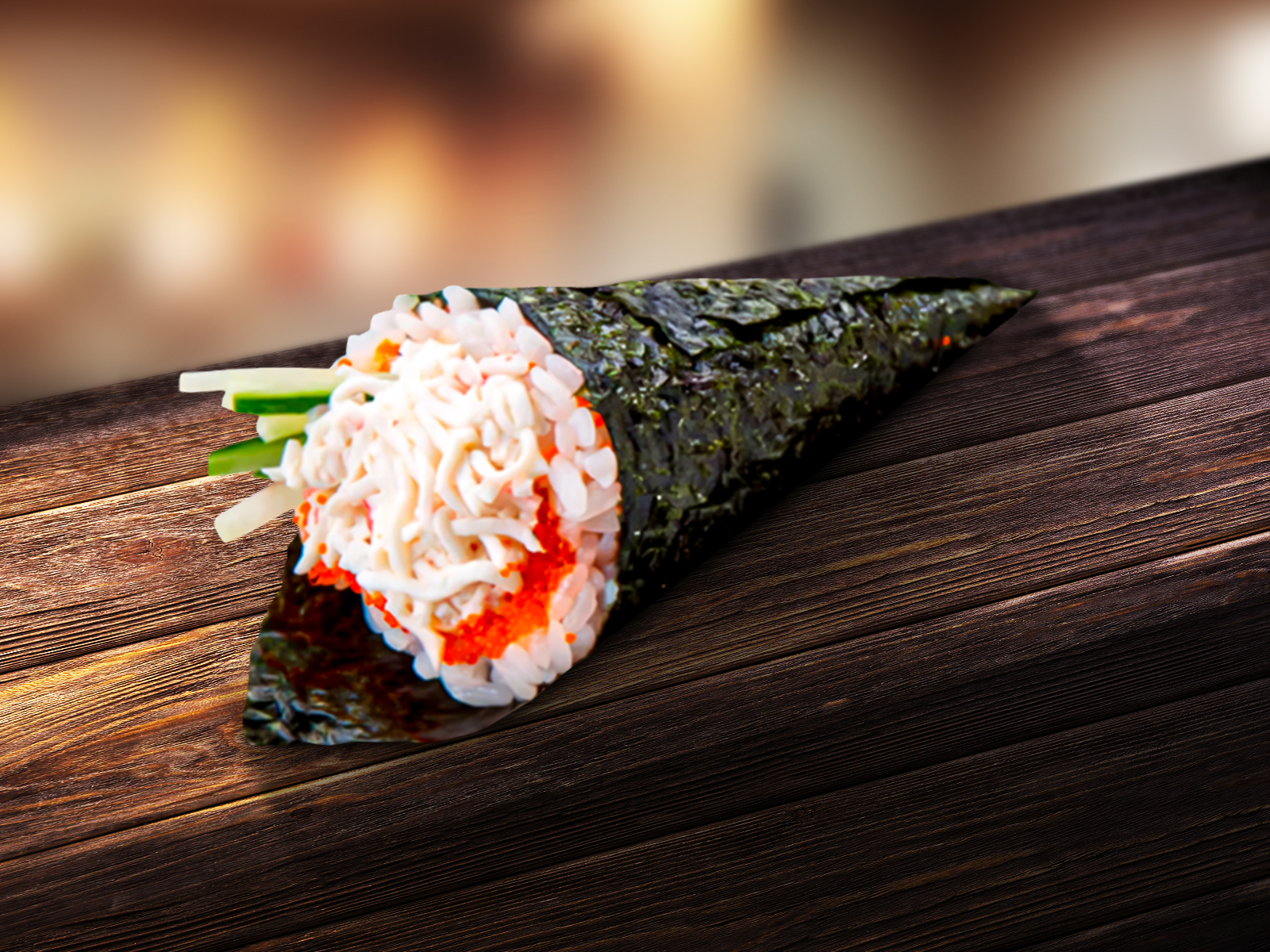 Ручной ролл со снежным крабом