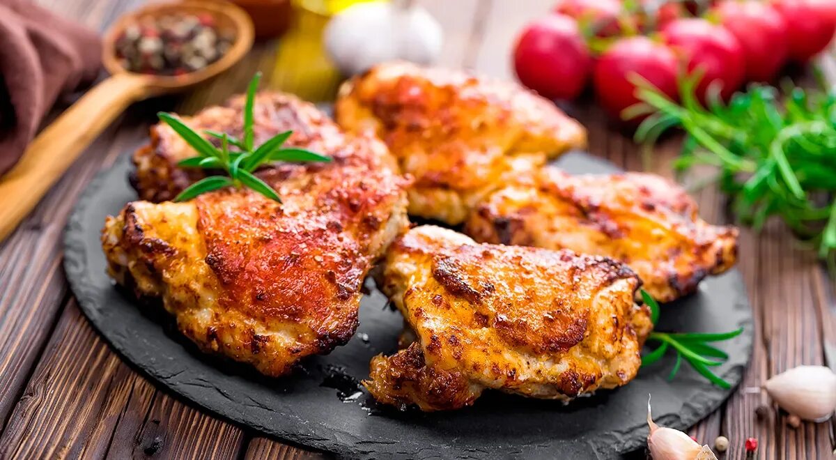 Шашлык из куриного бедра 300 гр