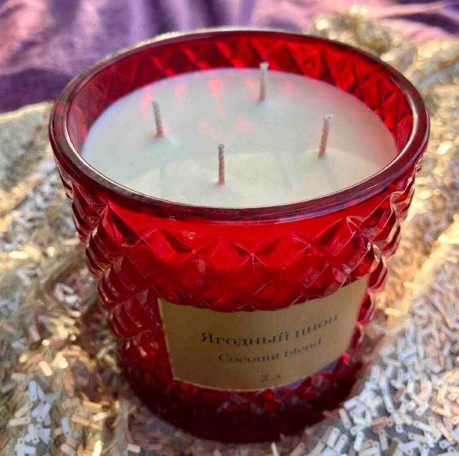 Свеча 2л Ягодный пион