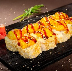 Запеченный ролл Унаги в кунжуте