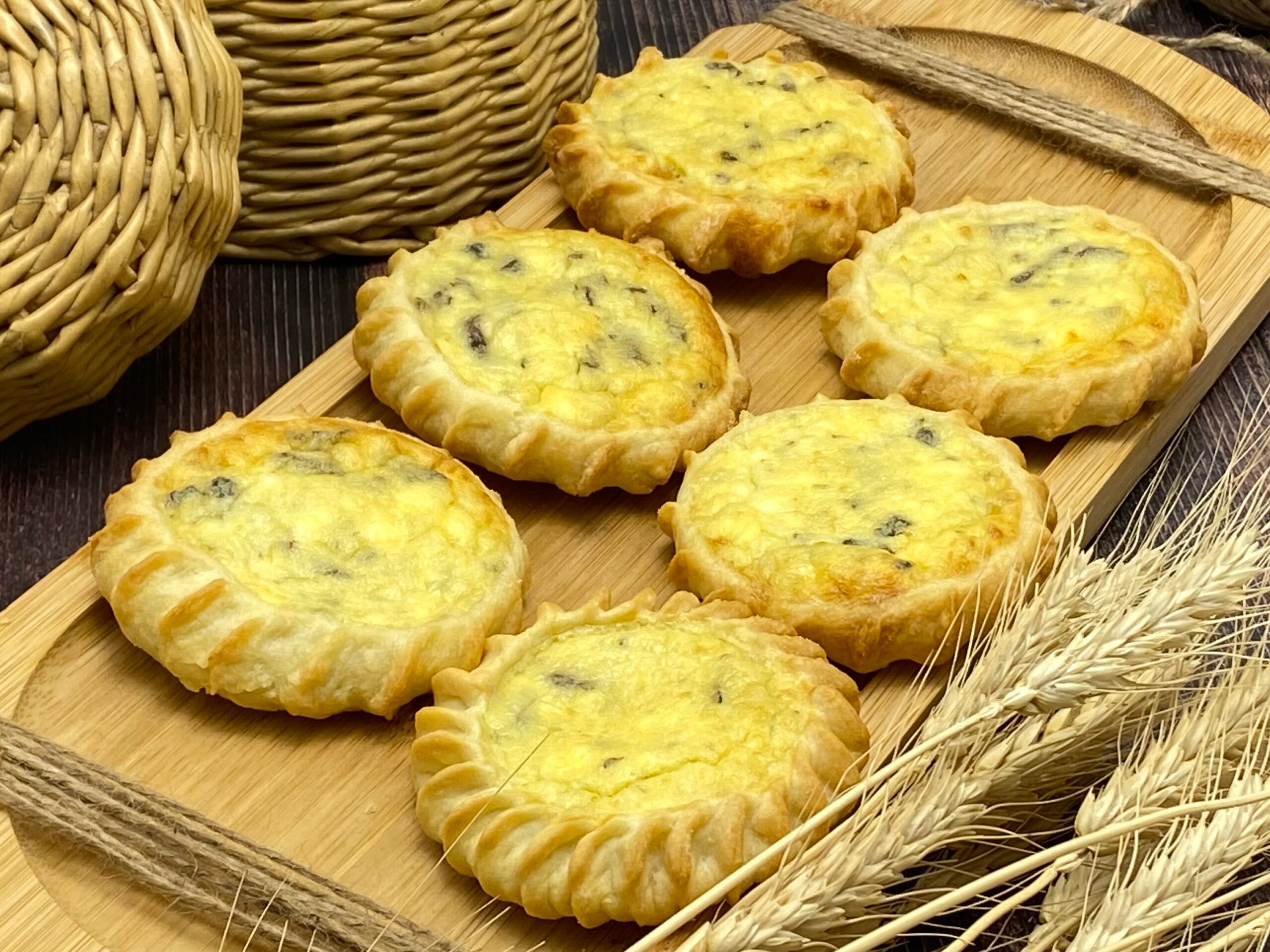 ПЕРЕПЕЧКИ С КАРТОФЕЛЕМ И ГРИБАМИ 16 штук
