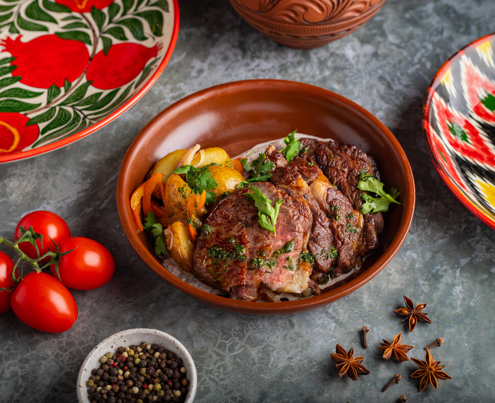 Говяжья вырезка с овощами