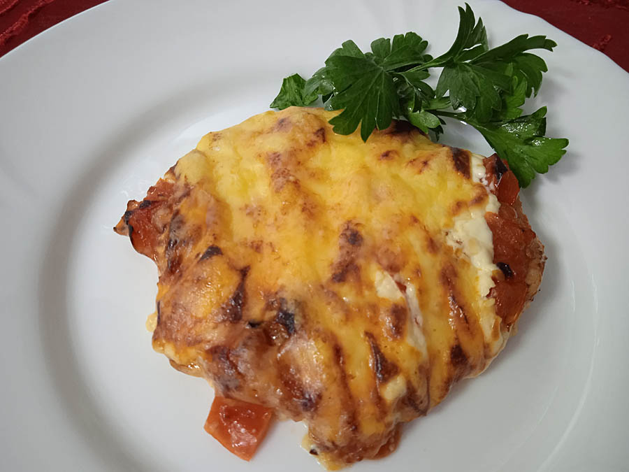 Свинина, запеченная с овощами
