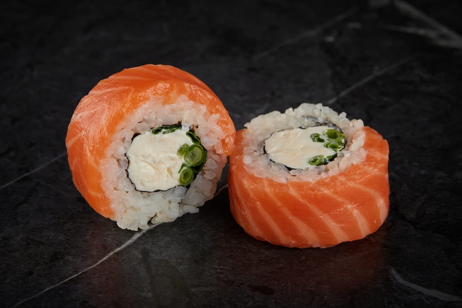 Филадельфия с зеленым луком