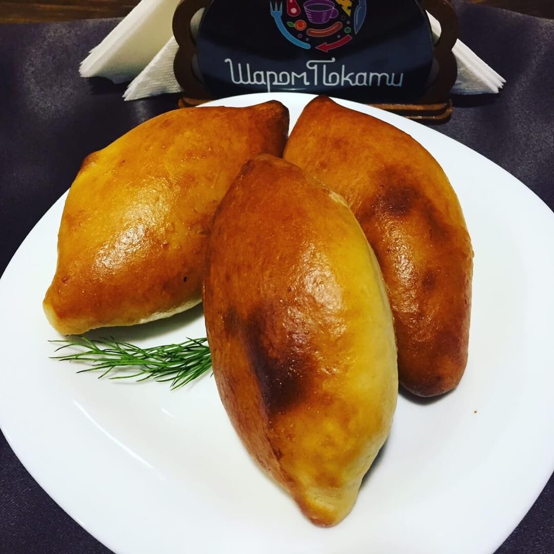 Пирожок с капустой