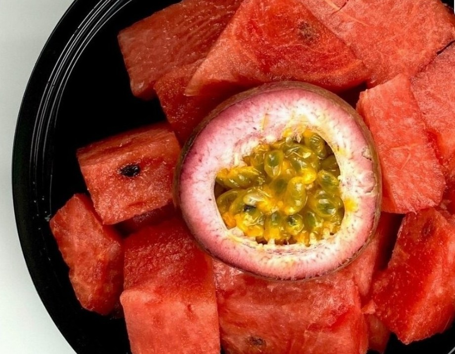 Фруктовая нарезка Арбуз+ Маракуйя