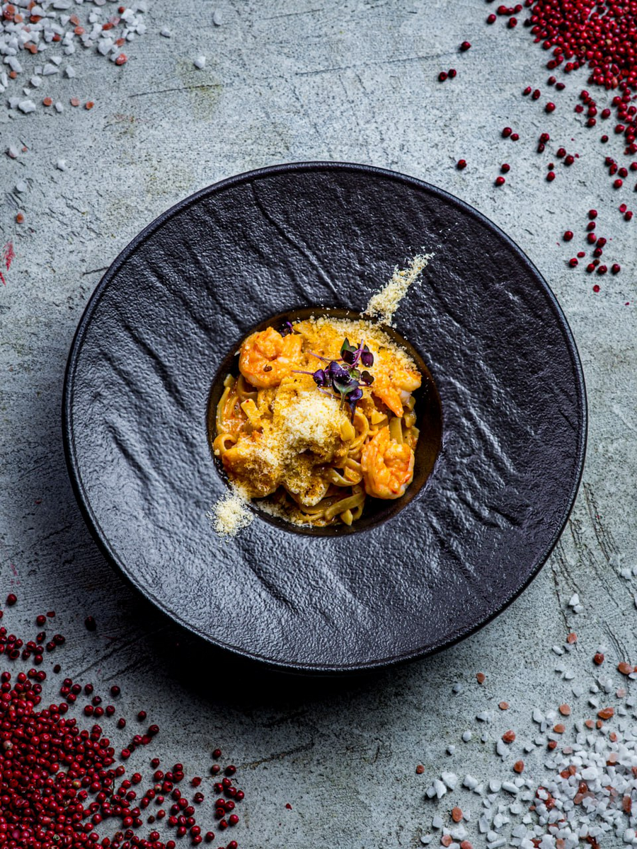 *Паста с креветками том ям