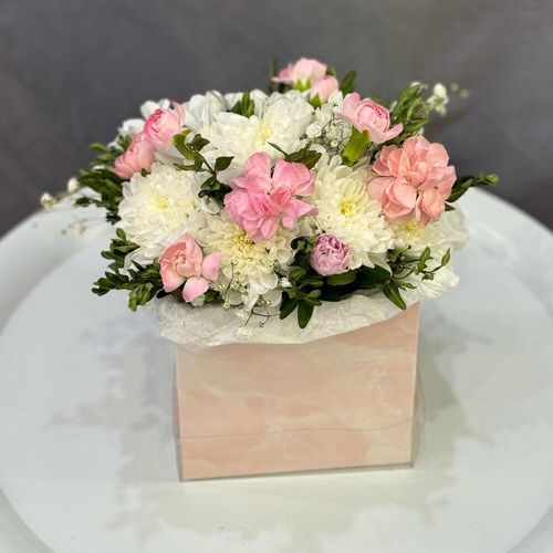 Букет цветов в коробке (к0117)