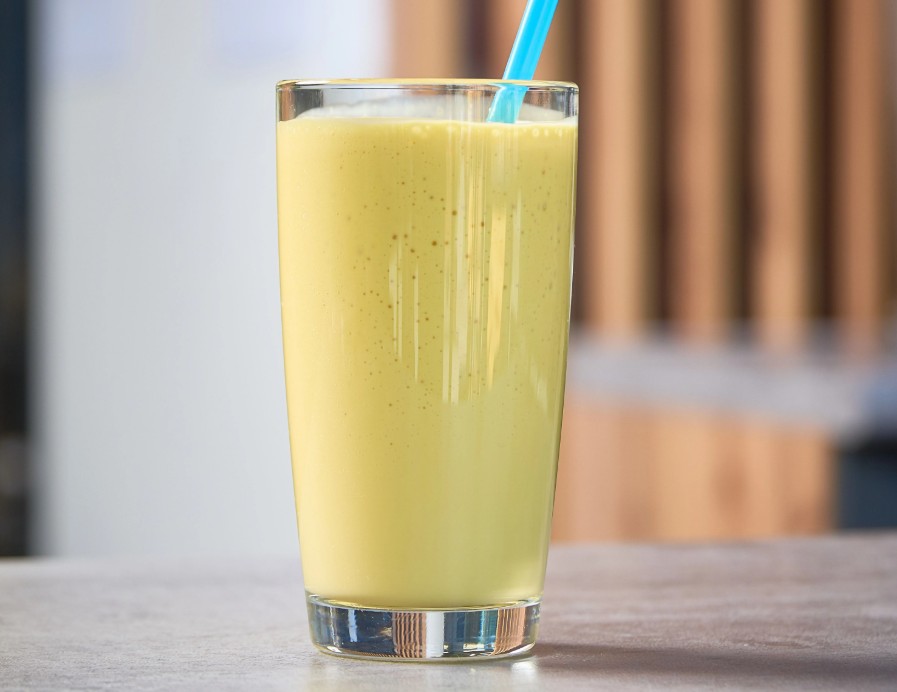 Молочный коктейль с манго