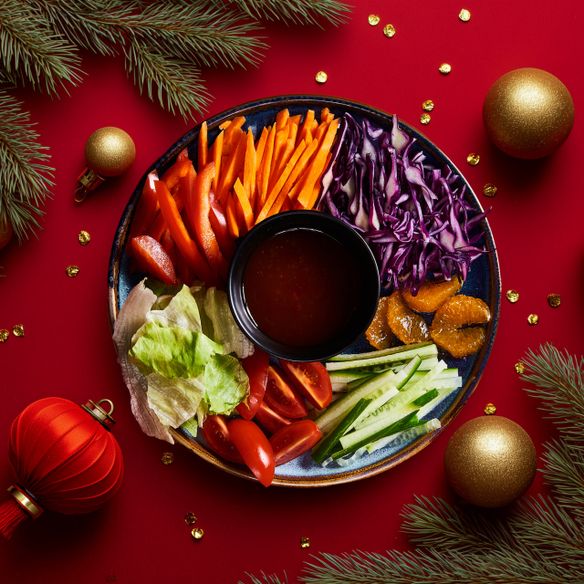 Хрустящий салат с овощами и цитрусом