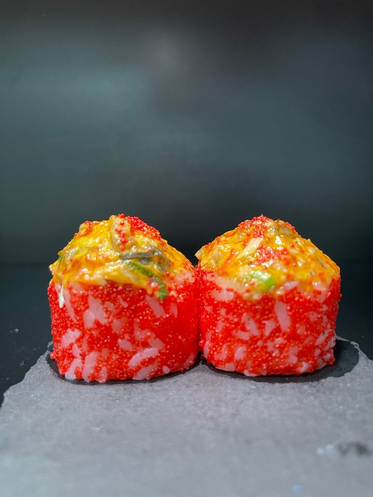 Запеченная Калифорния с угрем