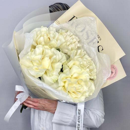 «Paradise» букет с белыми французскими розами Мондиаль