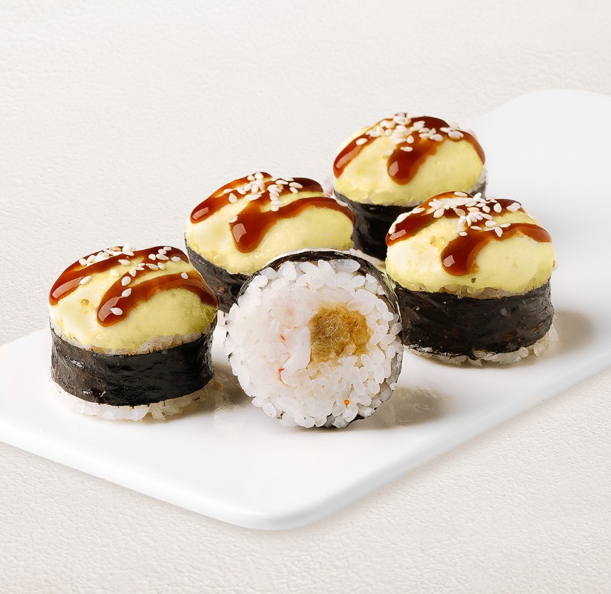 Ролл Аяши с лососем и моцареллой