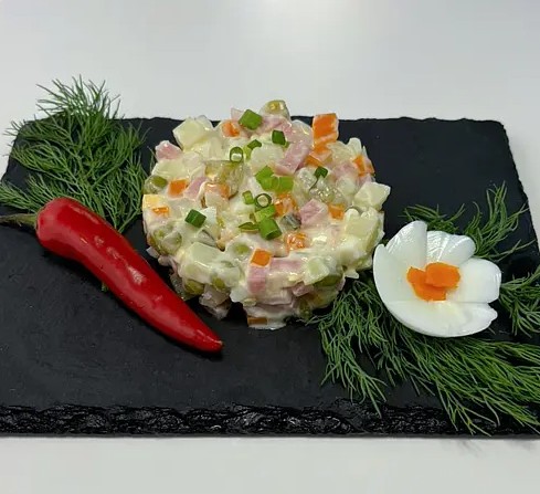 Оливье с ветчиной