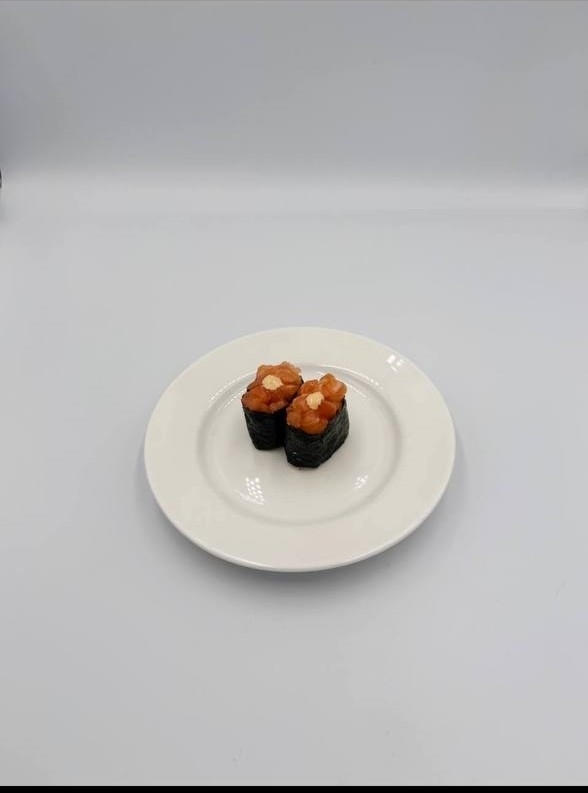 / Гункан с лососем