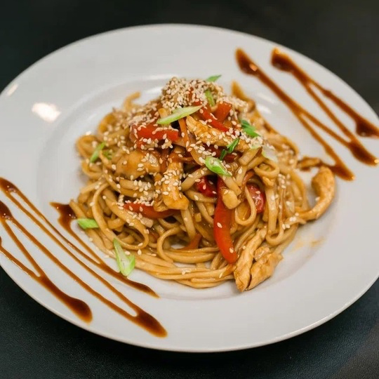 Wok с курицей