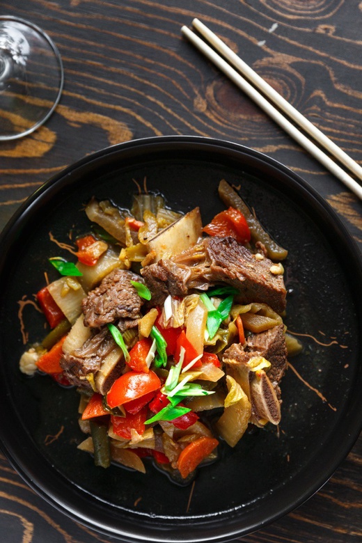 Говядина жареная с овощами