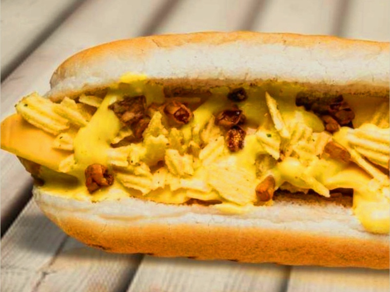 Супер-сырный хот-дог халяль