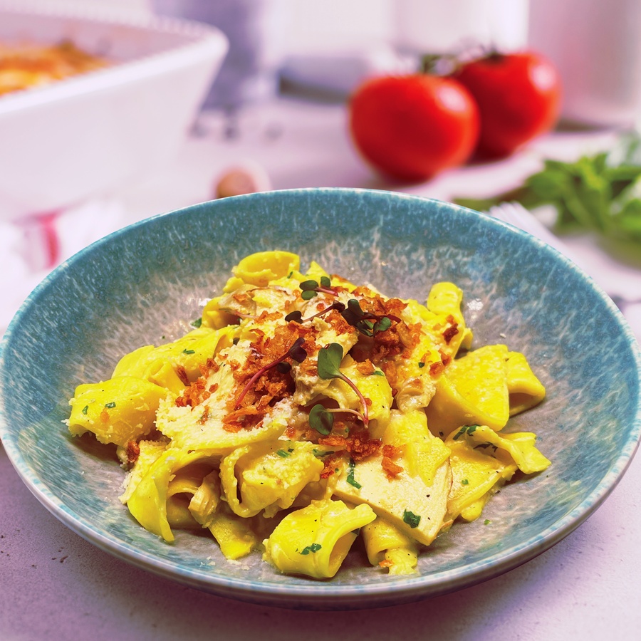 Папарделле с курицей и белыми грибами