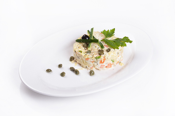 Салат Оливье с курочкой