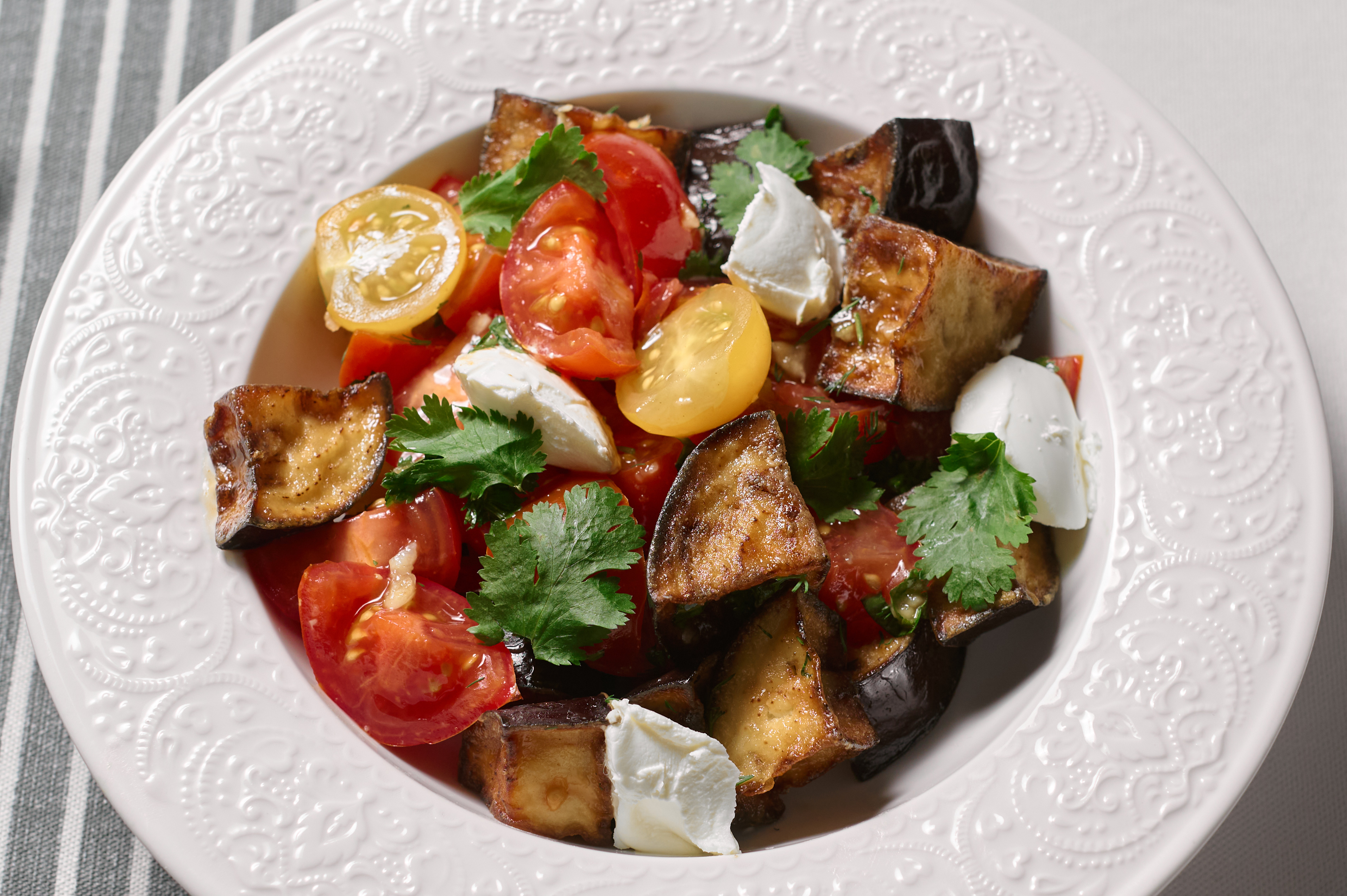 С ХРУСТЯЩИМ БАКЛАЖАНОМ