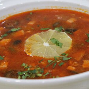 Мясная солянка