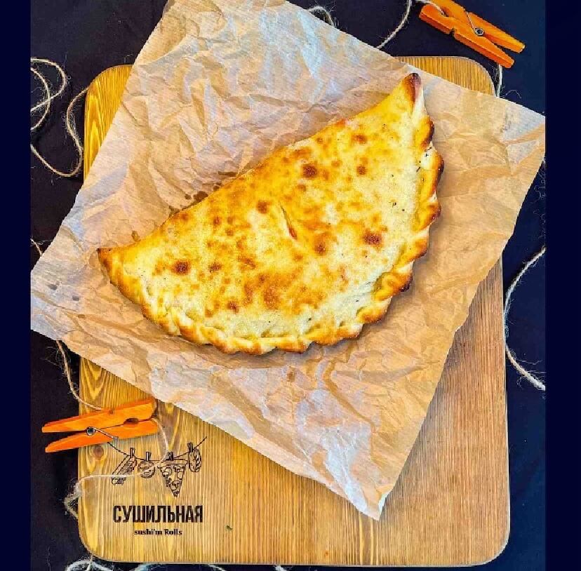 Кальцоне ветчина сыр