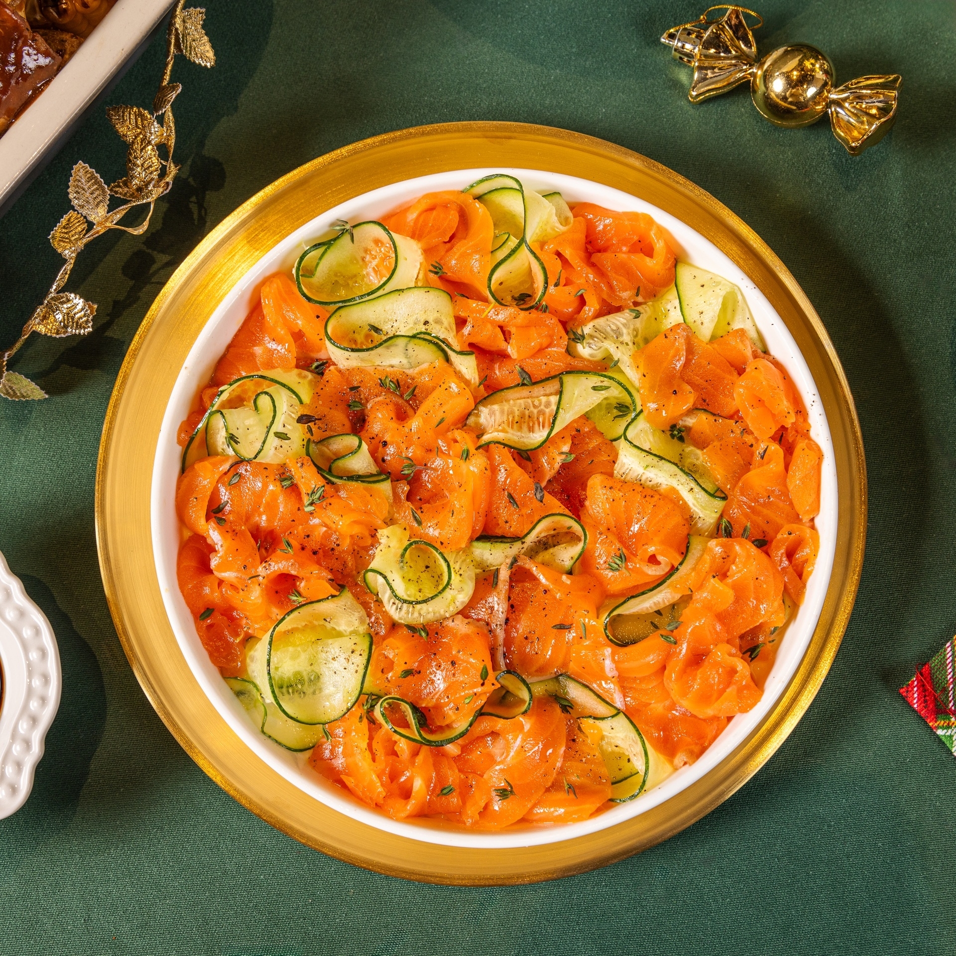 Нарезка из лосося