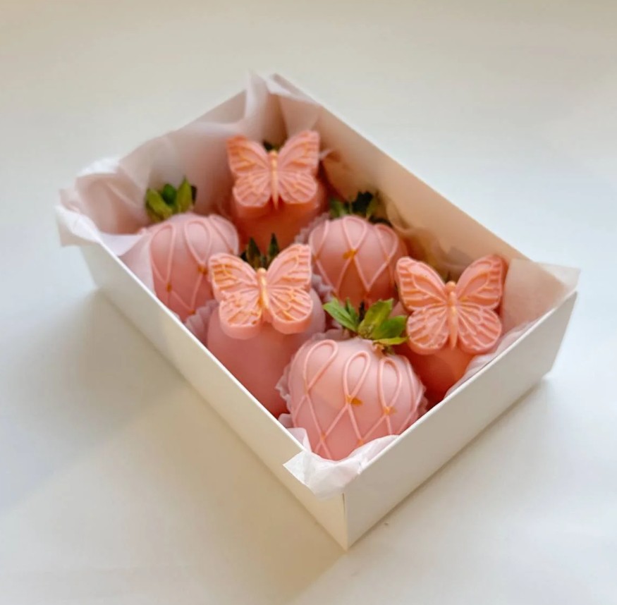 Набор клубника в розовом шоколаде Батерфляй 6 шт 